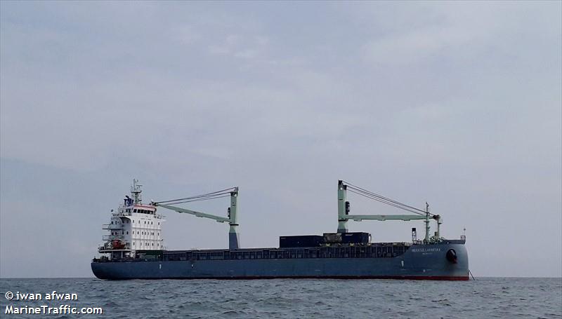 meratus larantuka (Container Ship) - IMO 9821512, MMSI 525125010, Call Sign YCGM2 under the flag of Indonesia