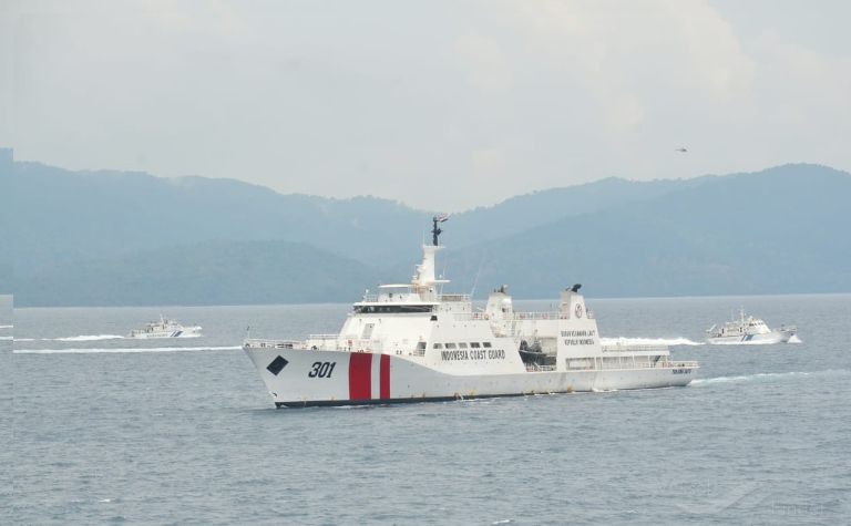 kn.tanjung datu (Law enforcment) - IMO , MMSI 525200034, Call Sign .. under the flag of Indonesia
