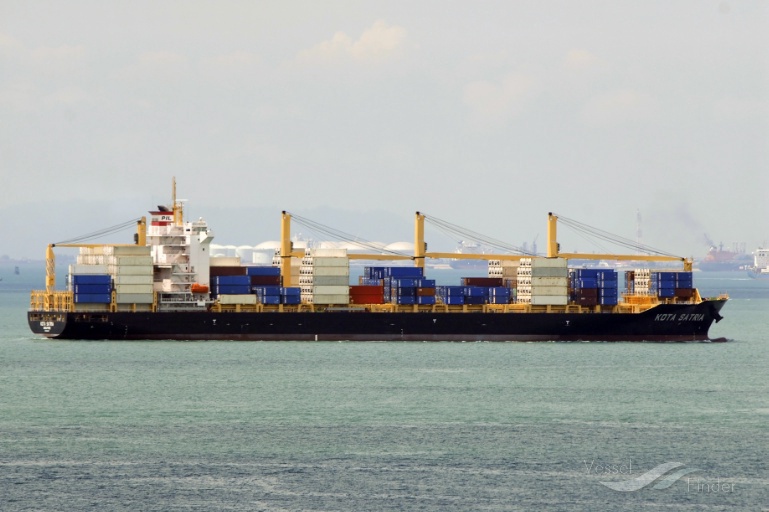 kota satria (Container Ship) - IMO 9645487, MMSI 565334000, Call Sign 9V2124 under the flag of Singapore