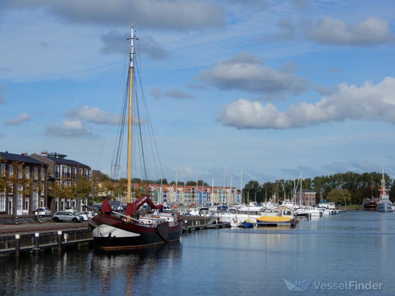 hollandsch diep (Passenger ship) - IMO , MMSI 244740618, Call Sign PG3123 under the flag of Netherlands