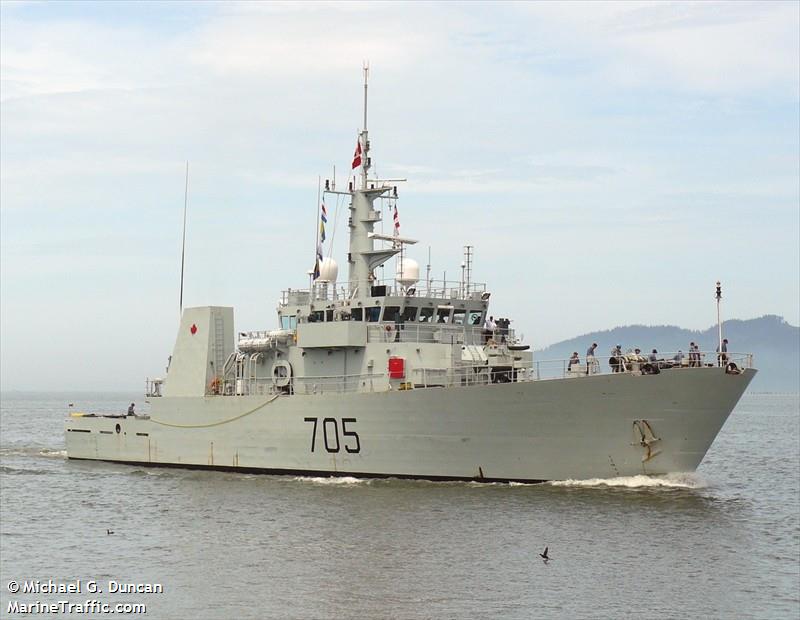 cdn warship 705 (Military ops) - IMO , MMSI 316192000, Call Sign CGAZ under the flag of Canada