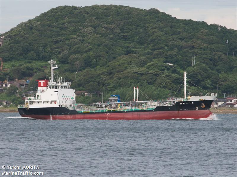 tsukimaru no.11 (Oil Products Tanker) - IMO 9100578, MMSI 431400317, Call Sign JM6368 under the flag of Japan