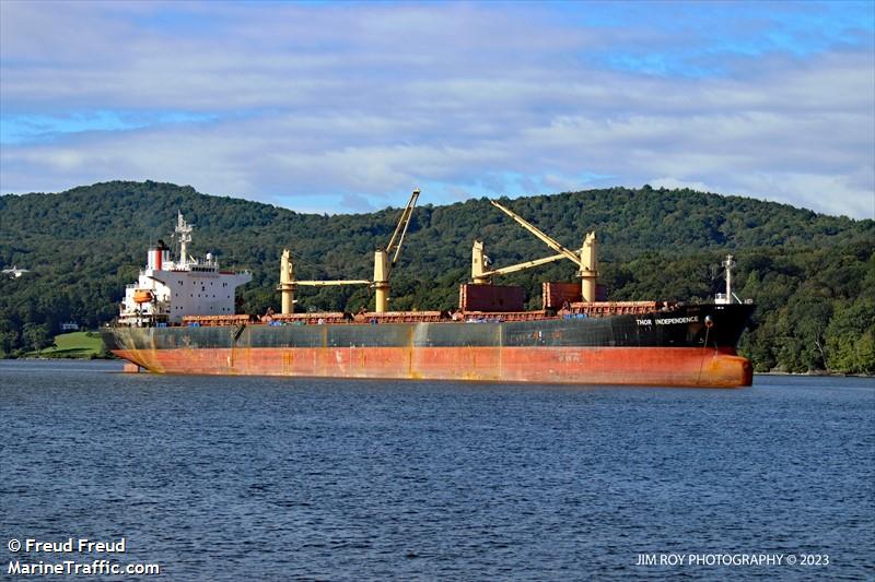 thor independence (Bulk Carrier) - IMO 9222510, MMSI 564731000, Call Sign 9V9088 under the flag of Singapore
