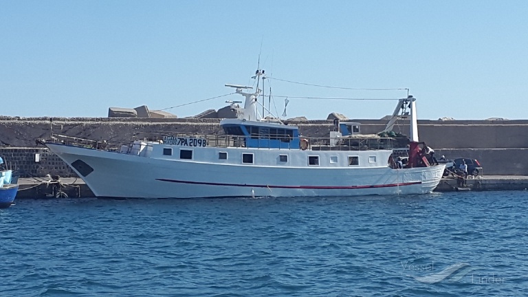 agata madre (Fishing vessel) - IMO , MMSI 247101330, Call Sign IFDP under the flag of Italy