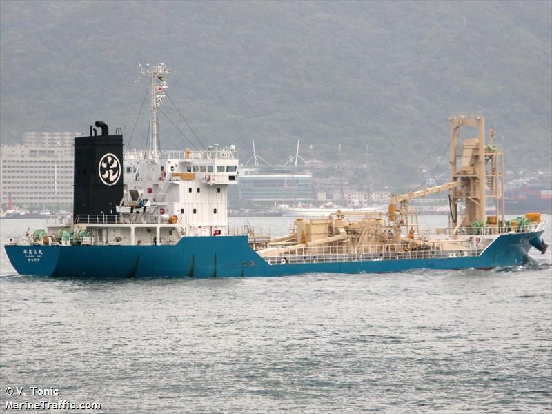 hiraozan maru (Cement Carrier) - IMO 9222687, MMSI 431602011, Call Sign JM6629 under the flag of Japan