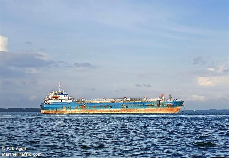 delta victory 08 (Bunkering Tanker) - IMO 9802918, MMSI 525003593, Call Sign YBIK2 under the flag of Indonesia