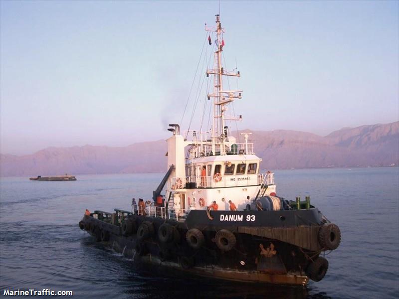 danum 93 (Tug) - IMO 9535462, MMSI 533570000, Call Sign 9WHR6 under the flag of Malaysia