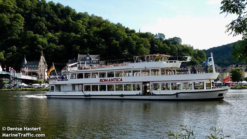 romantica (Passenger ship) - IMO , MMSI 211514020, Call Sign DC8938 under the flag of Germany