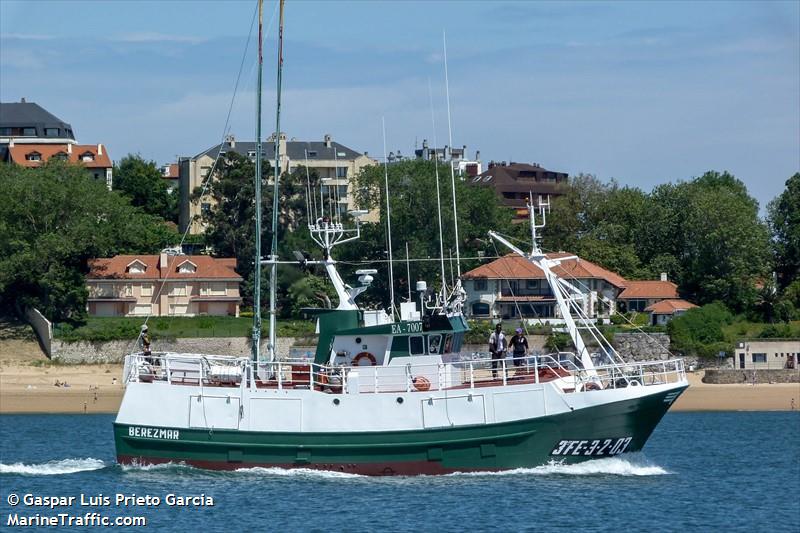berezmar (Fishing vessel) - IMO , MMSI 224083650, Call Sign EA7007 under the flag of Spain