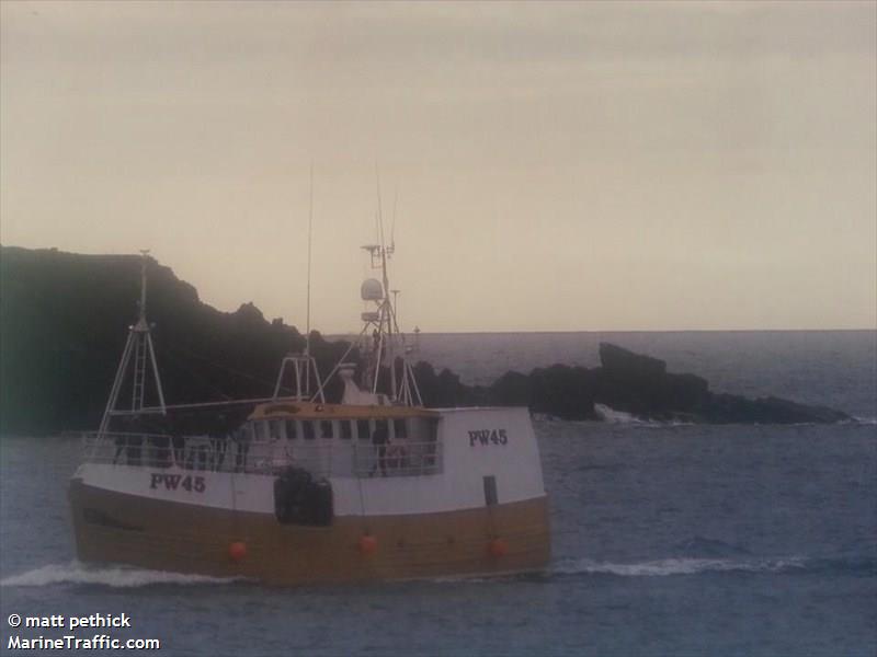 charisma of ladram (Fishing vessel) - IMO , MMSI 235003310, Call Sign MLNR5 under the flag of United Kingdom (UK)