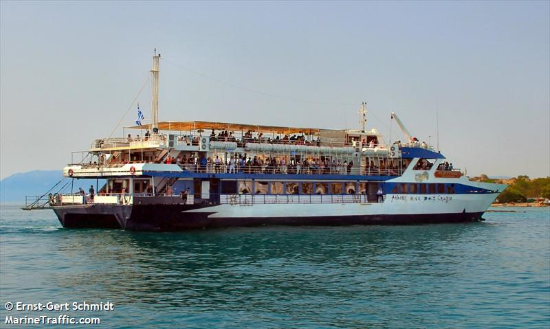 platytera ton oyrano (Passenger Ship) - IMO 8983284, MMSI 237038200, Call Sign SX 7180 under the flag of Greece