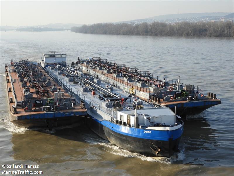 dobra (Tanker) - IMO , MMSI 264163176, Call Sign YP3176 under the flag of Romania