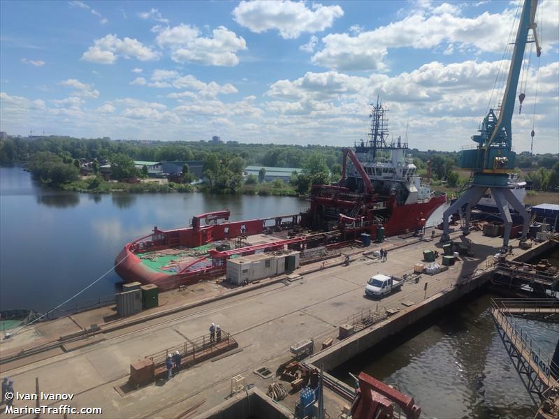 narval (Offshore Tug/Supply Ship) - IMO 9171876, MMSI 273417870, Call Sign UBVQ9 under the flag of Russia