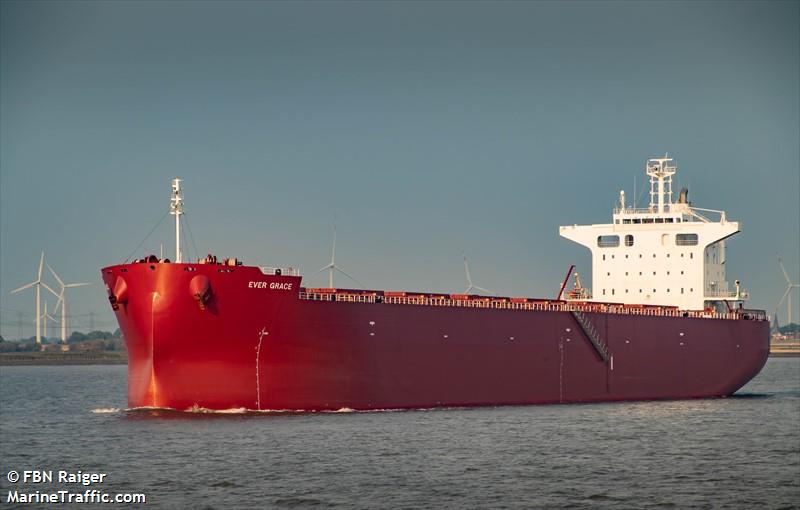 ever grace (Bulk Carrier) - IMO 9750309, MMSI 311000304, Call Sign C6BM6 under the flag of Bahamas