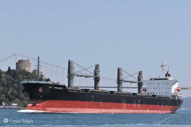 st. patrick (Bulk Carrier) - IMO 9691498, MMSI 311000985, Call Sign C6ES2 under the flag of Bahamas