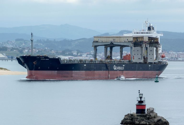 aracari arrow (General Cargo Ship) - IMO 9008706, MMSI 311044300, Call Sign C6YT2 under the flag of Bahamas