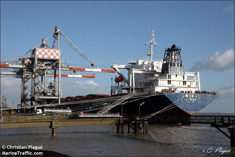 van star (Bulk Carrier) - IMO 9573842, MMSI 354084000, Call Sign H9TX under the flag of Panama