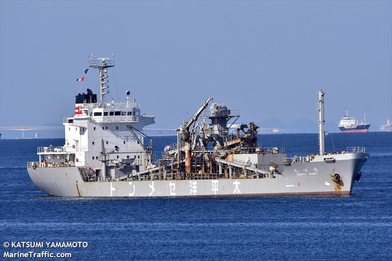 senyo maru (Cement Carrier) - IMO 9070101, MMSI 431600175, Call Sign JM6375 under the flag of Japan