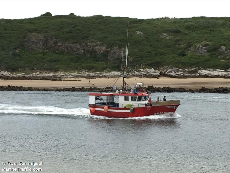 villa suances i (Fishing vessel) - IMO , MMSI 224222120 under the flag of Spain