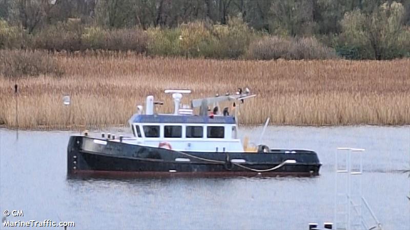lotus (Tug) - IMO , MMSI 244050728, Call Sign PE2646 under the flag of Netherlands