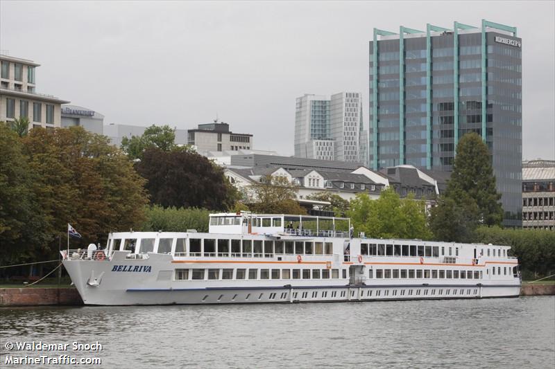 bellriva (Passenger ship) - IMO , MMSI 244615822, Call Sign PE5747 under the flag of Netherlands