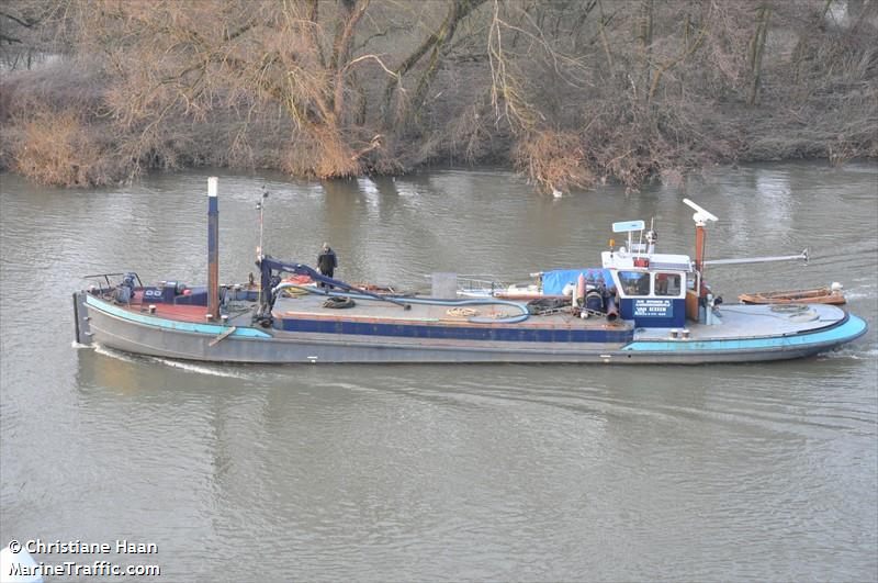 waterman (Dredging or UW ops) - IMO , MMSI 244780793, Call Sign PD2778 under the flag of Netherlands