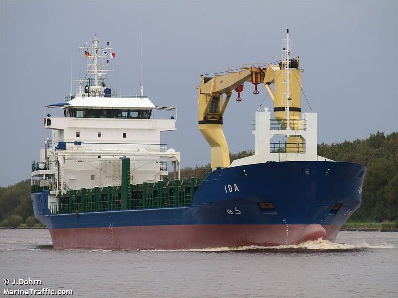 meridian queen (General Cargo Ship) - IMO 9373345, MMSI 305280000, Call Sign DUA3566 under the flag of Antigua & Barbuda