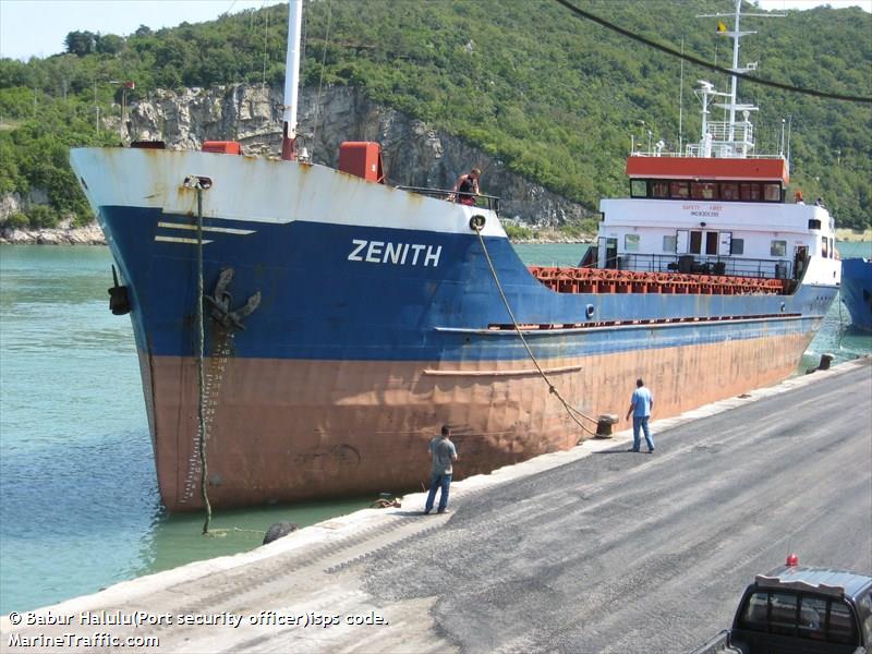 tb1000-02 (Tug) - IMO , MMSI 341612000, Call Sign V4LL3 under the flag of St Kitts & Nevis