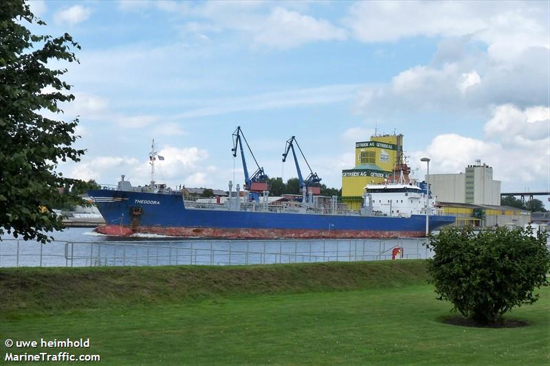 global asphalt (Bitumen Tanker) - IMO 9005338, MMSI 355865000, Call Sign 3FZQ3 under the flag of Panama
