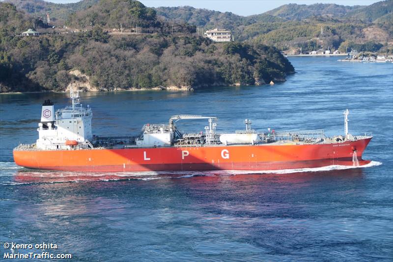 gas quantum (LPG Tanker) - IMO 9645358, MMSI 370219000, Call Sign 3FUO4 under the flag of Panama