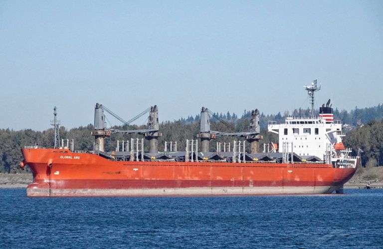 global arc (Bulk Carrier) - IMO 9644043, MMSI 370413000, Call Sign 3FNJ6 under the flag of Panama