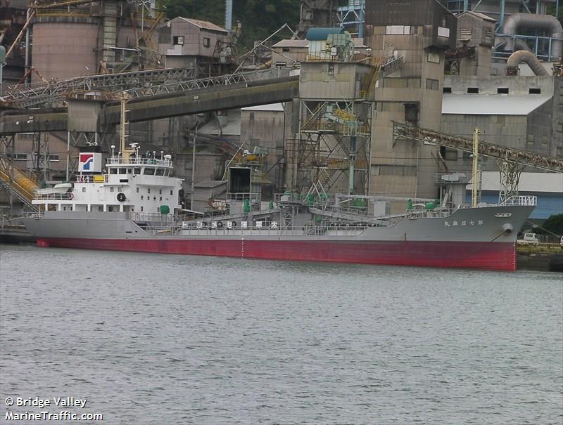 nissenmaru no.7 (Cement Carrier) - IMO 9104299, MMSI 431500248, Call Sign JL6312 under the flag of Japan
