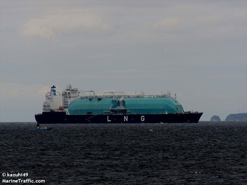 seri camar (LNG Tanker) - IMO 9714305, MMSI 533130687, Call Sign 9MWT8 under the flag of Malaysia