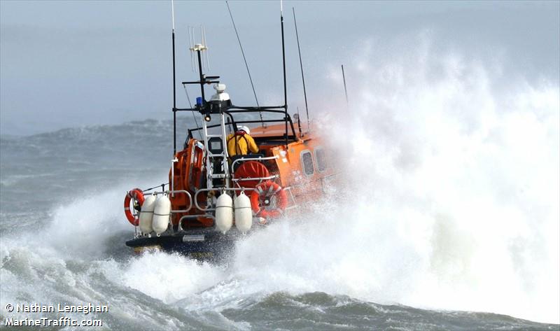 rnli lifeboat 12-30 (SAR) - IMO , MMSI 232002574, Call Sign MKSE9 under the flag of United Kingdom (UK)