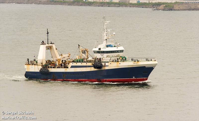avacha (Fish Factory Ship) - IMO 8918643, MMSI 273310460, Call Sign UHMM under the flag of Russia