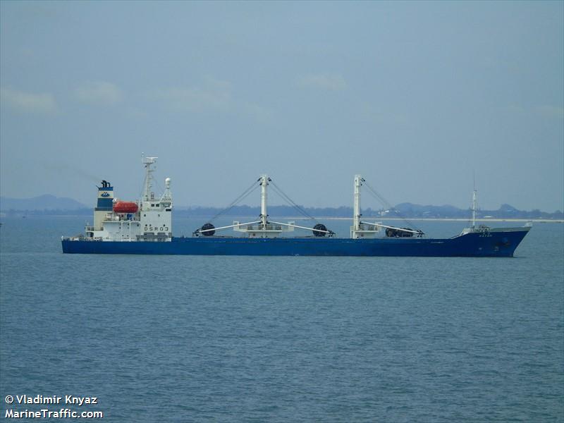mv katah (Refrigerated Cargo Ship) - IMO 9105360, MMSI 441822000, Call Sign DSRG3 under the flag of Korea