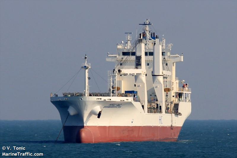 benigane (General Cargo Ship) - IMO 9455600, MMSI 511100389, Call Sign T8A3527 under the flag of Palau