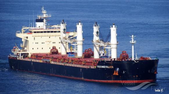 roadrunner bulker (Bulk Carrier) - IMO 9441415, MMSI 538004340, Call Sign V7WM7 under the flag of Marshall Islands