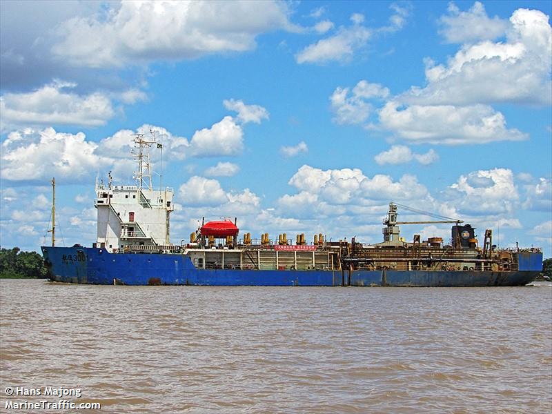 hang jun 3001 (Hopper Dredger) - IMO 8710144, MMSI 710000240, Call Sign PPOP under the flag of Brazil