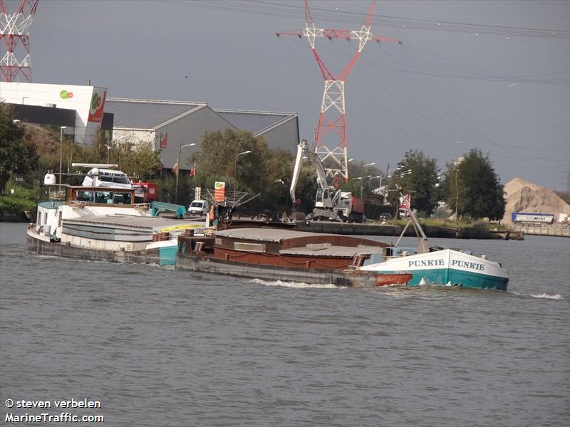 tahitialoha (Cargo ship) - IMO , MMSI 227081360, Call Sign FM3083 under the flag of France