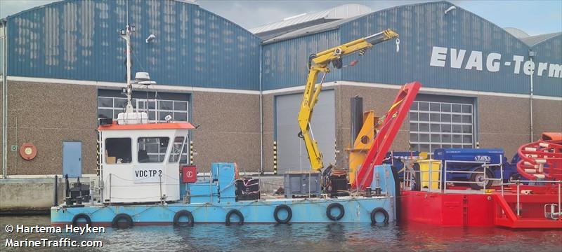 vdc tp2 (Tug) - IMO , MMSI 227948830, Call Sign FAG5324 under the flag of France