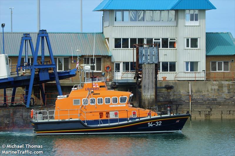 rnli lifeboat 14-32 (SAR) - IMO , MMSI 232004405, Call Sign MOBB under the flag of United Kingdom (UK)