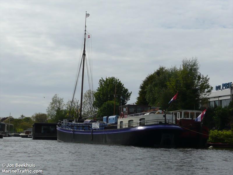 quo vadis (Passenger ship) - IMO , MMSI 244070262, Call Sign PE8700 under the flag of Netherlands