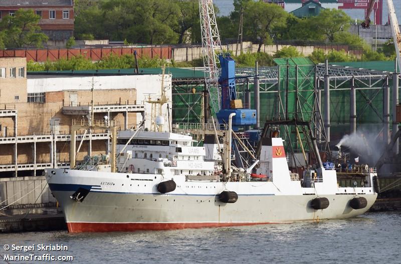 ahtiar (Fish Factory Ship) - IMO 8411085, MMSI 273240400, Call Sign UAMB under the flag of Russia