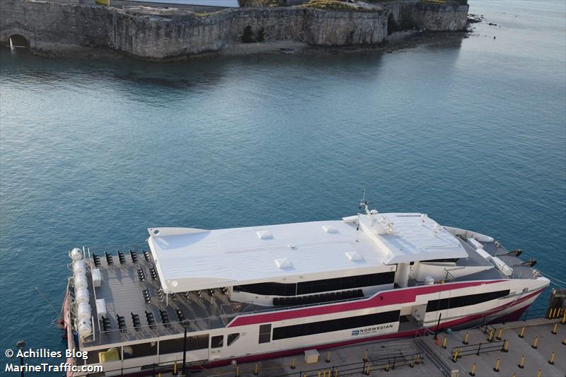 spirit of st. george (Passenger Ship) - IMO , MMSI 311000792, Call Sign C6DV3 under the flag of Bahamas