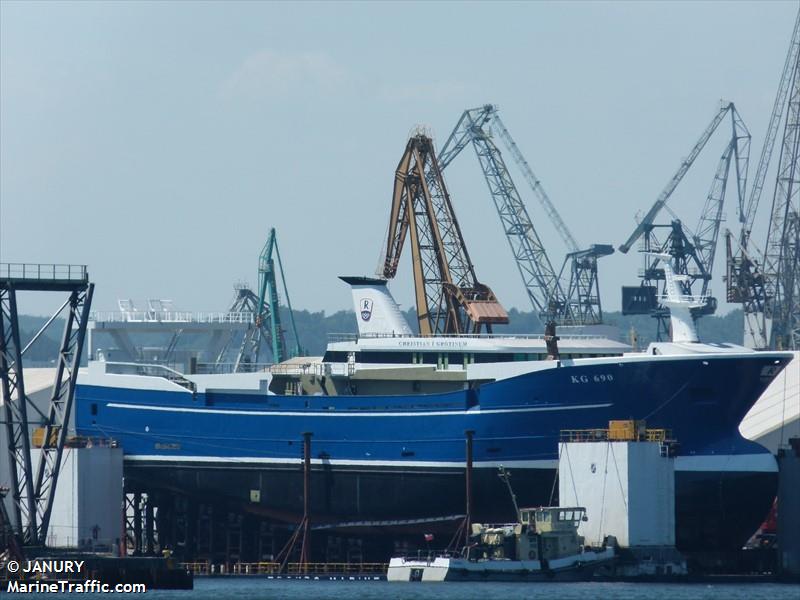 tasiilaq (Fishing Vessel) - IMO 9258090, MMSI 331938000, Call Sign OZEN under the flag of Greenland