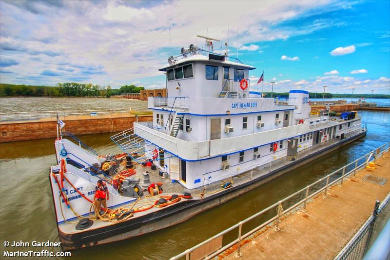 capt. richard sides (Towing vessel) - IMO , MMSI 367185180, Call Sign WDD7345 under the flag of United States (USA)