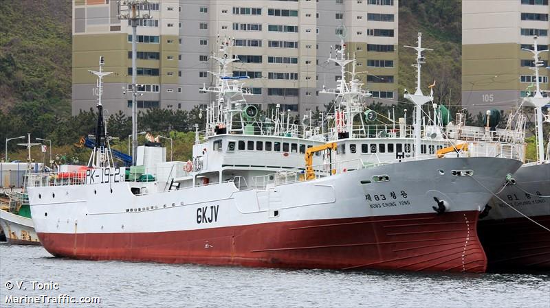 83 chung yong (Fishing Vessel) - IMO 8905555, MMSI 440794000, Call Sign 6KJV under the flag of Korea