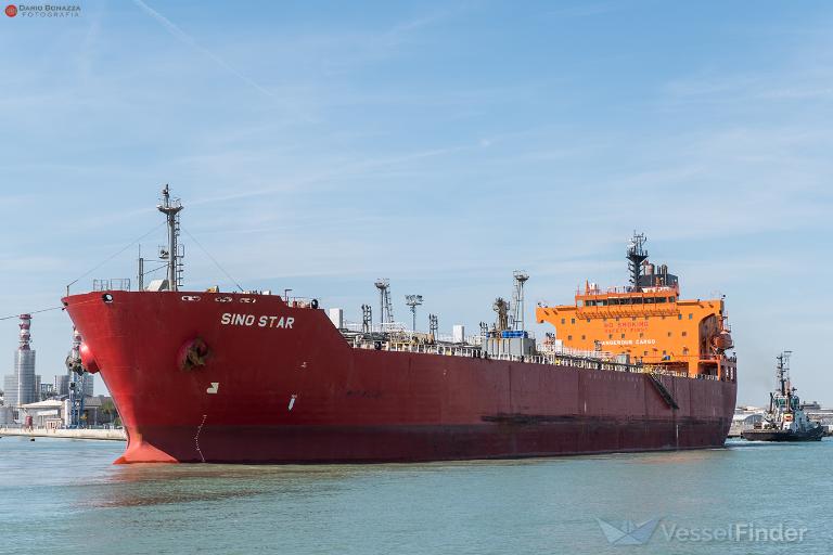 sino star (Chemical/Oil Products Tanker) - IMO 9263693, MMSI 477642800, Call Sign VRTV6 under the flag of Hong Kong