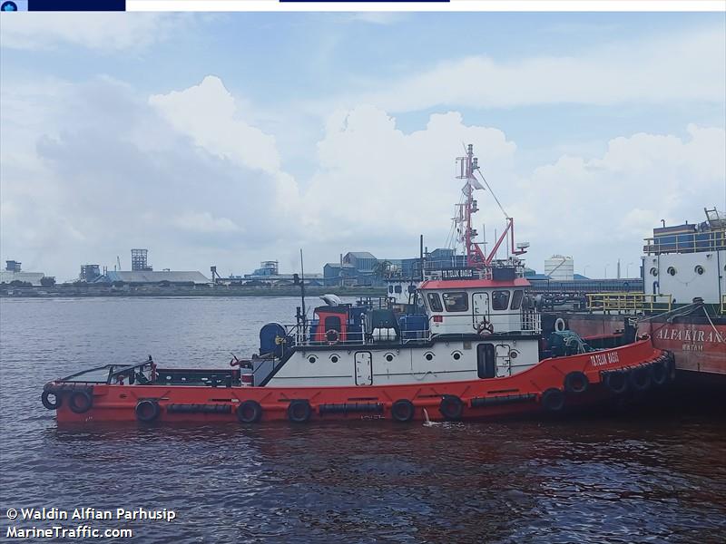 tb.teluk bagus (Tug) - IMO , MMSI 525007144, Call Sign YDA3188 under the flag of Indonesia